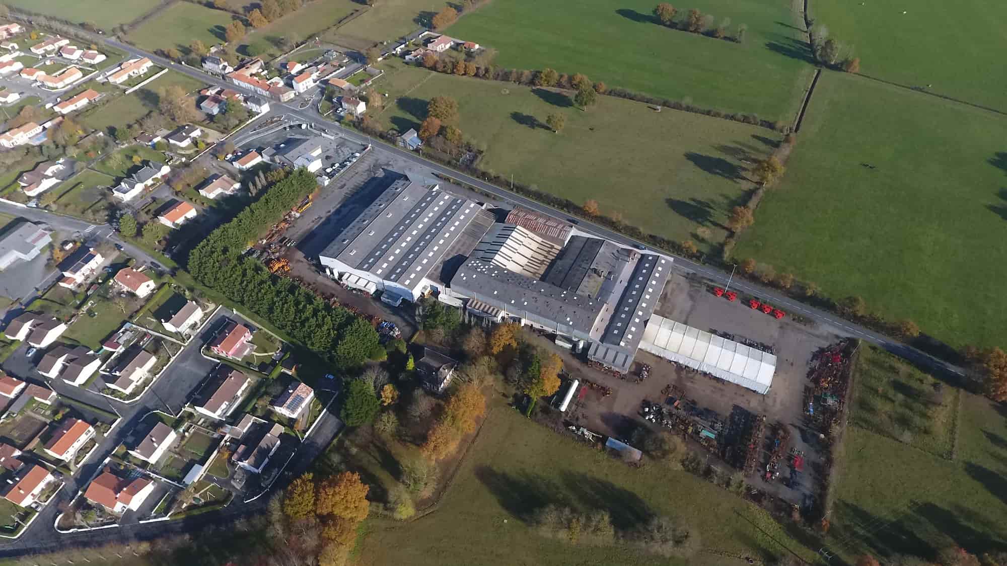 AM-TEC, expert français en tôlerie industrielle et mécano-soudure, conçoit et fabrique en haute précision et en grande dimension.